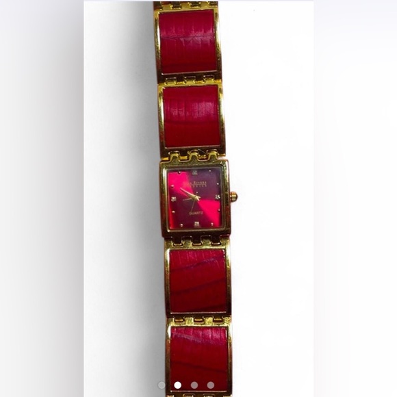 Joan Rivers Watch - Picture 2 of 5